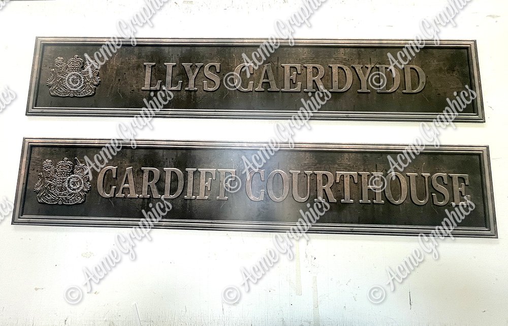 Prop court sign to look like cast bronze